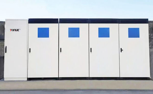 Small commercial energy storage systems